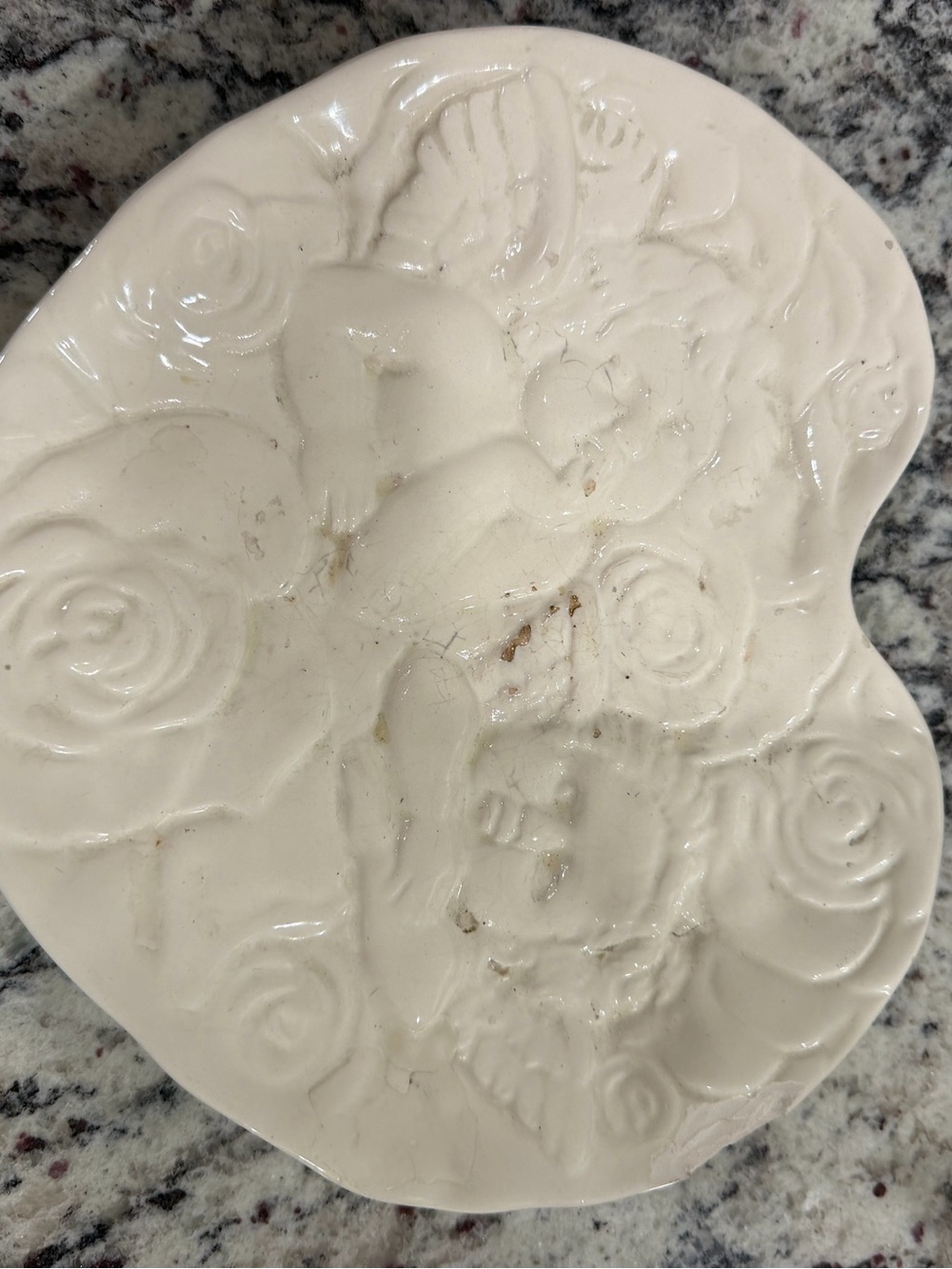 Cream Cherub Heart Soap Dish - Unbranded
